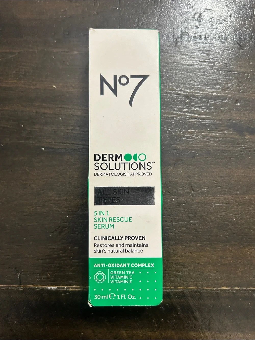 Dermo Solutions 5-in-1 Skin Rescue Serum - White & Green
